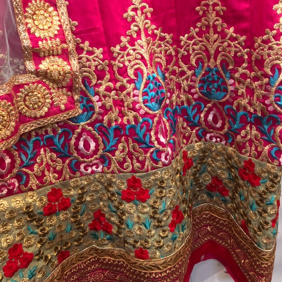 Indian dress gown - Picture 5 of 8